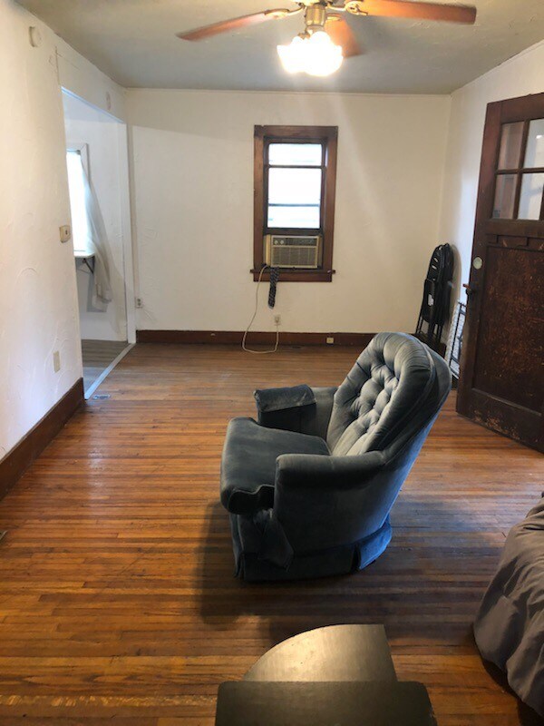 9171/2 Burton Ave, Waterloo, IA 50703 House Rental in Waterloo, IA