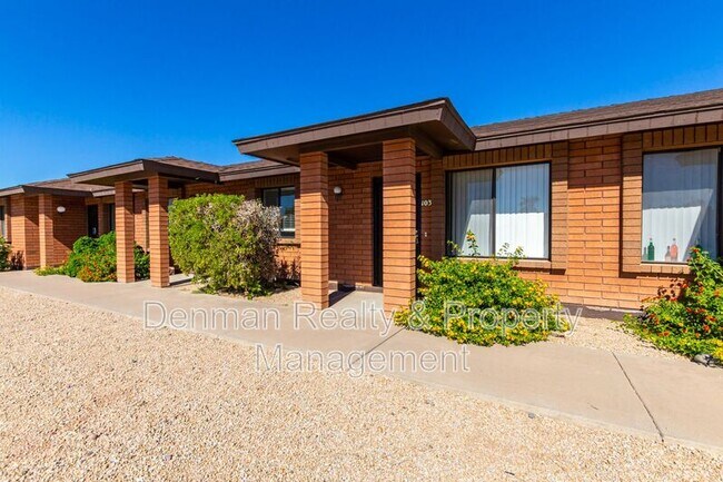 Foto del edificio - 415 N 64th Pl