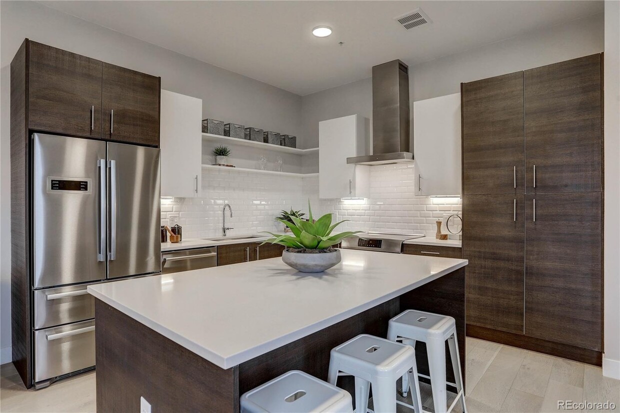 Foto principal - 1475 Delgany St
