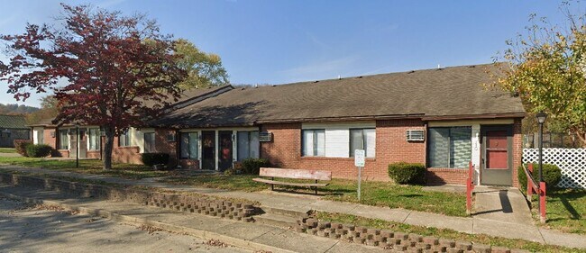 Building Photo - 507 W 6th St