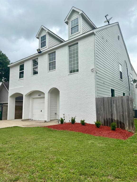 Primary Photo - 6606 Roberson St