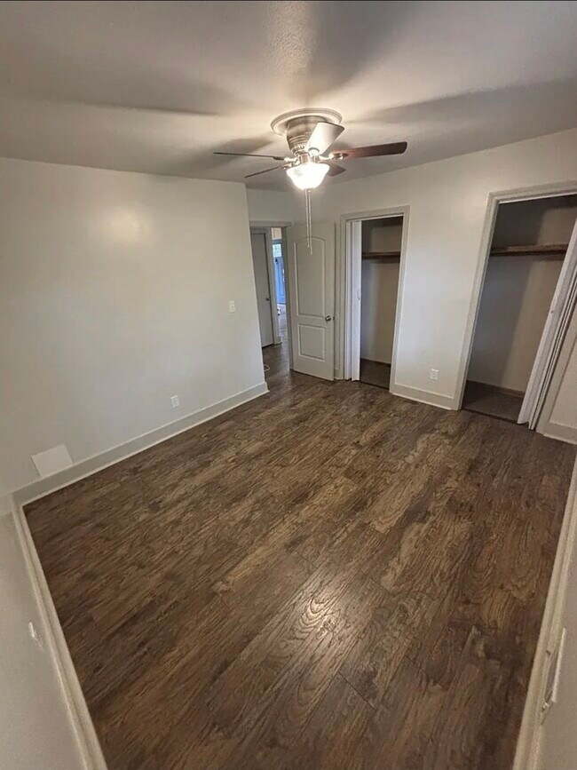 Foto del edificio - 113 Moss Ln