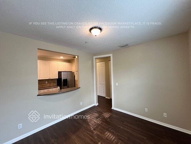 Building Photo - 4110 Greenway Dr