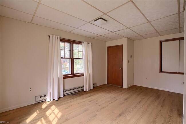 Foto del edificio - 7297 Duval Ave