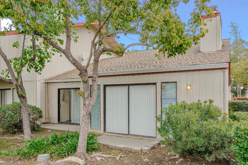 4921 Whisper Ln, Sacramento, CA 95841 Condo for Rent in Sacramento