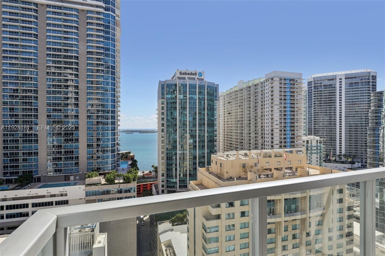Foto principal - 1060 Brickell Ave