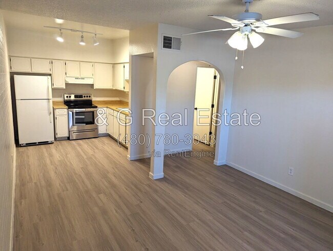 Foto del edificio - 1343 W 3rd St