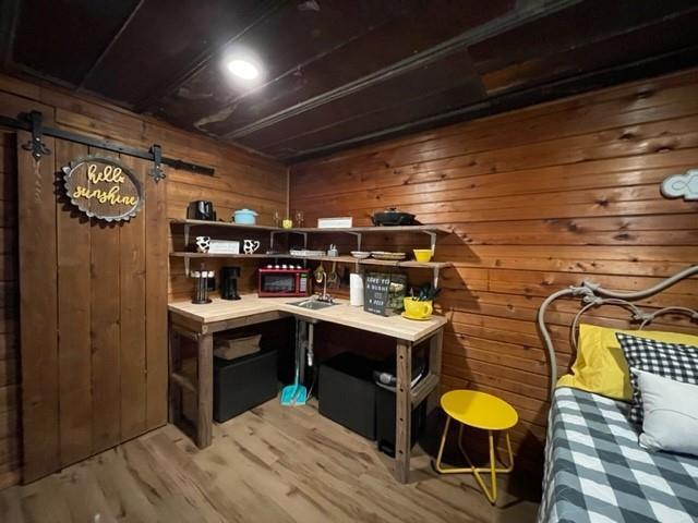 Foto del edificio - 301 Private Rd 4388