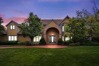 Building Photo - N53W16142 Waldens Pass