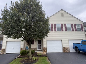 Building Photo - 111 N Village Cir