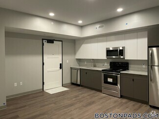 Building Photo - 100 Hemenway St