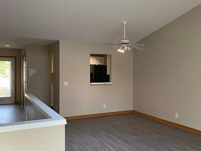 Foto del edificio - 18157 Mohawk Dr