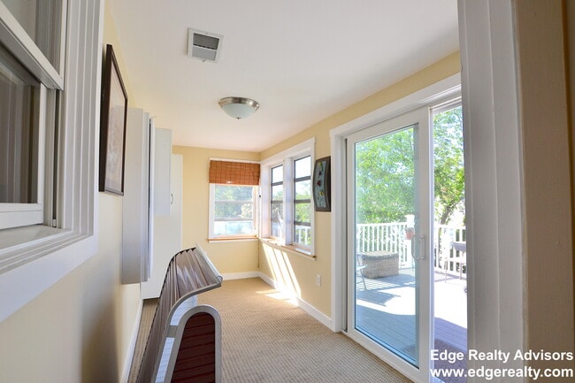 Building Photo - 48 Trapelo St