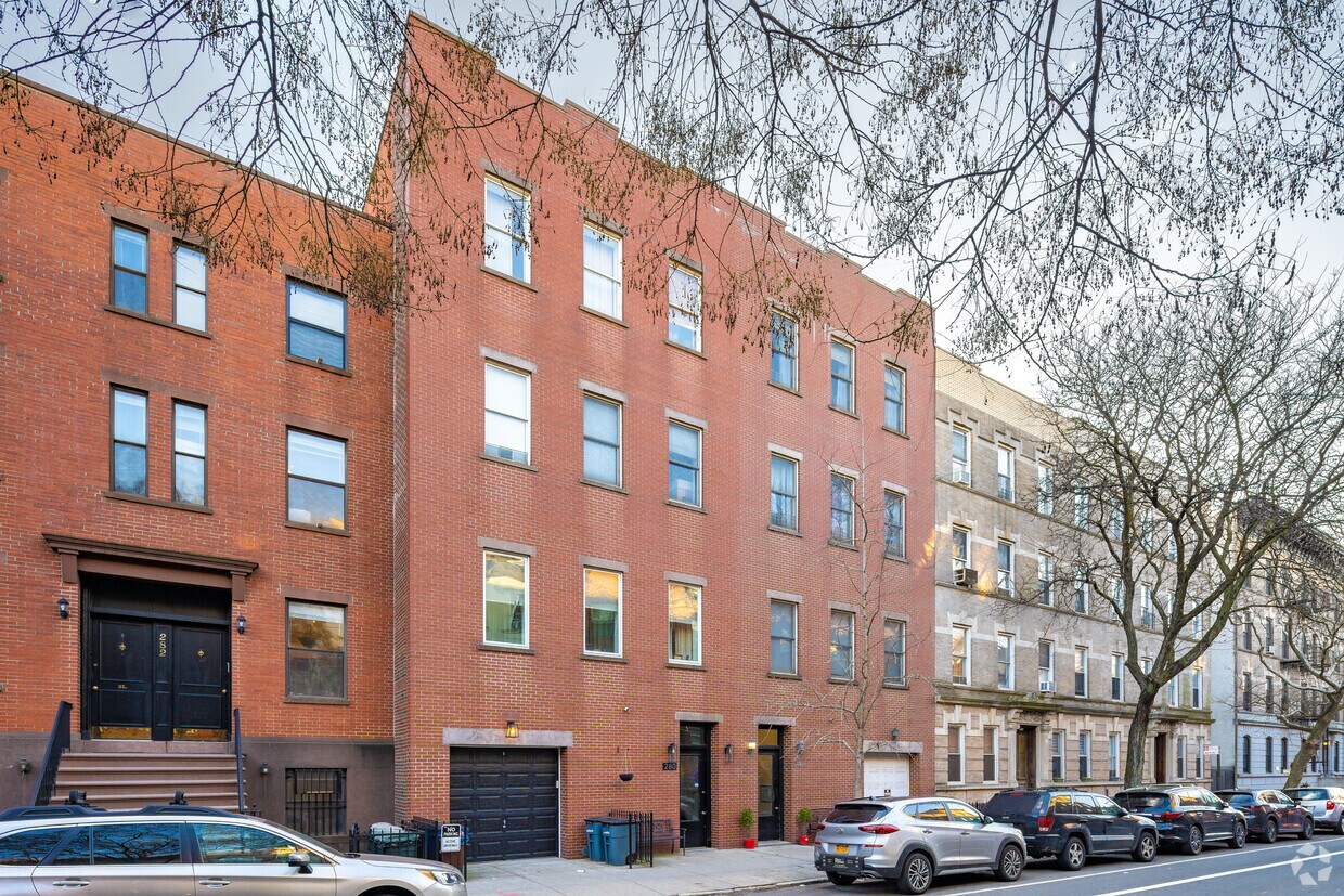 Primary Photo - 278-280 Sackett St