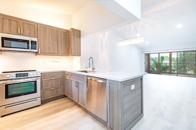 Foto del edificio - 380 NW 67th St