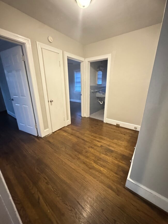 Foto del edificio - 628 Eastern Ave