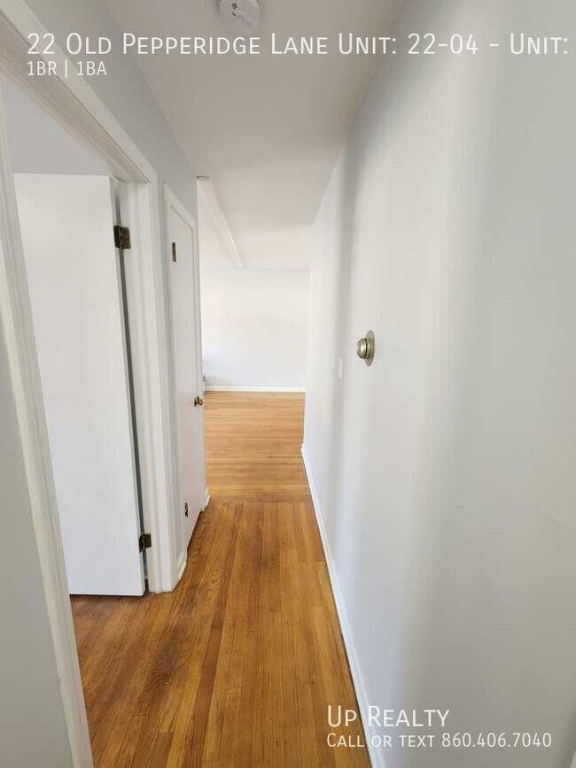 Foto del edificio - 22 Old Pepperidge Ln