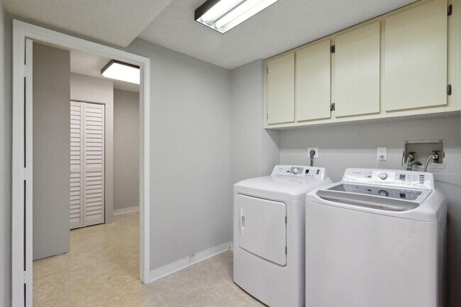 Building Photo - 4191 Cypress Reach Ct