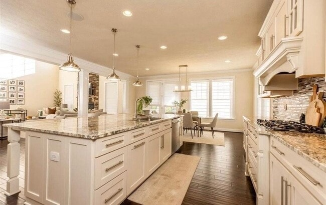 Foto del edificio - 172 Southwind Cir