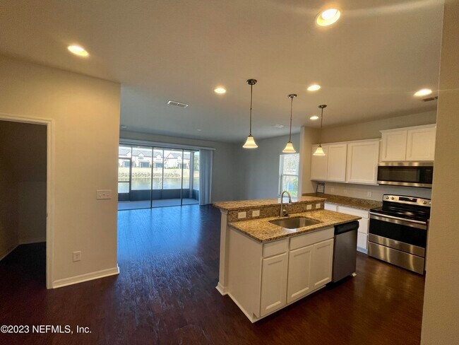 Foto del edificio - 7011 Berrybrook Dr