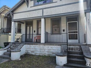 Building Photo - 3032 Palmyra St