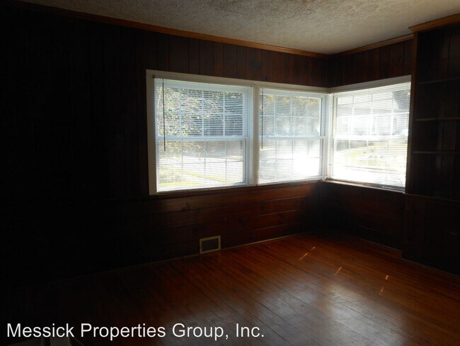 Building Photo - 931-933 Franklin St SW