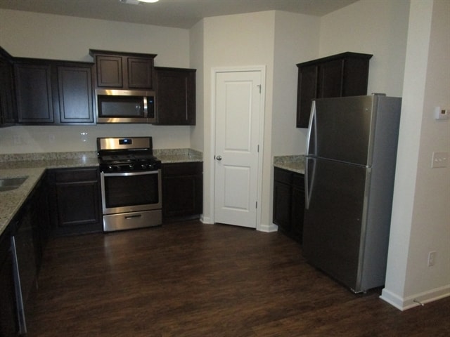 Foto del edificio - 4025 Clay Ct SE