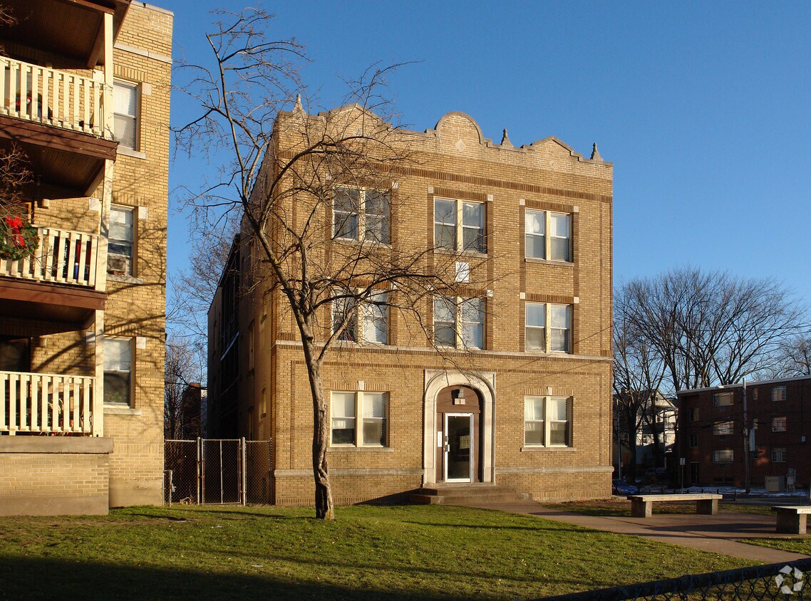 The Hartford Communities IV Vine Apartments in Hartford, CT