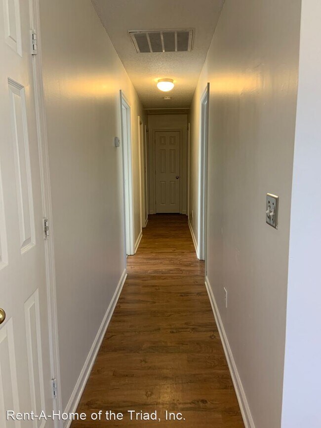 Foto del edificio - 4 br, 2 bath House - 2020 Martin Luther Ki...
