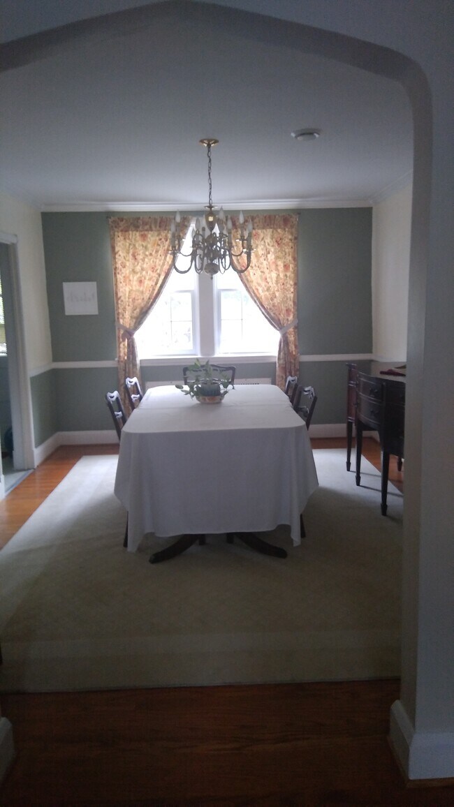 comedor - 26 Murdock Rd