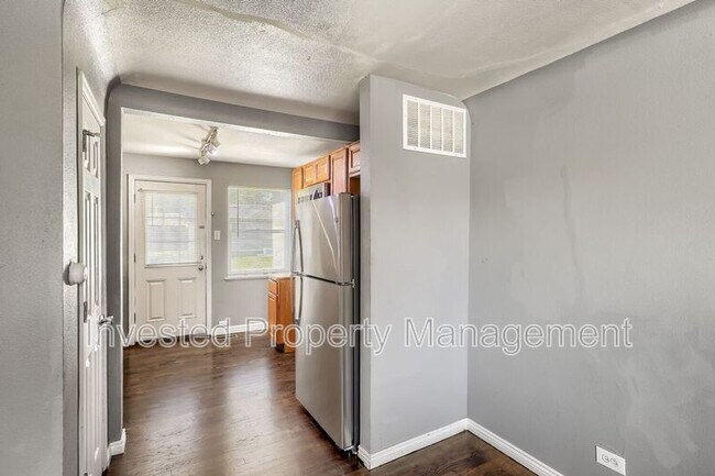 Foto del edificio - 8316 E 16th Ave