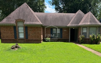 Building Photo - 7089 Cobblestone Dr