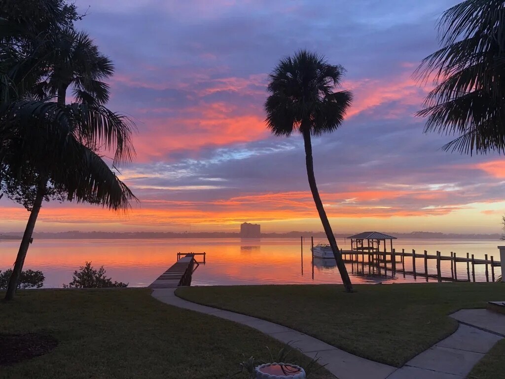 Your sunset. Just iPhone, no filter. - 3064 S Peninsula Dr