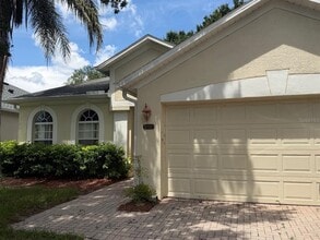 Building Photo - 10130 Shadow Creek Dr