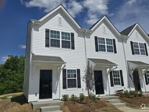 Building Photo - 3156 Fall Hills Dr