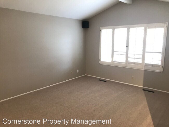 Building Photo - 4 br, 2 bath House - 3909 Thousand Oaks Dr.