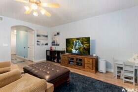 Foto del edificio - 3 Bedroom in Great Ogden Location
