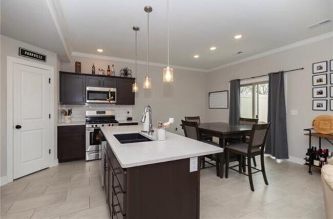 Foto del edificio - 7309 Aaron St