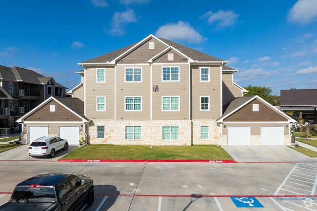 Building Photo - Village at Pepper Creek Apartments