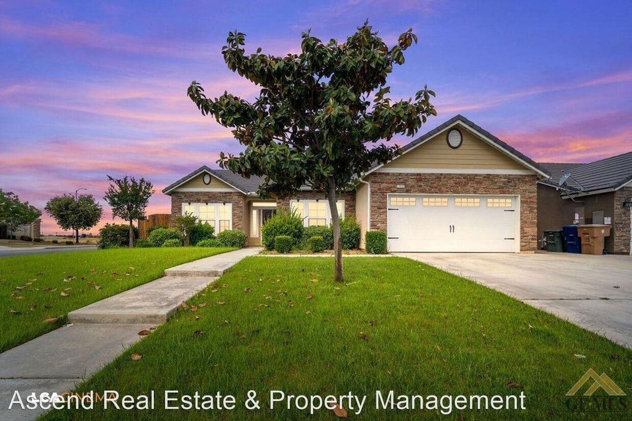 4 br, 2 bath House 13601 Star Shine Dr House Rental in Bakersfield, CA