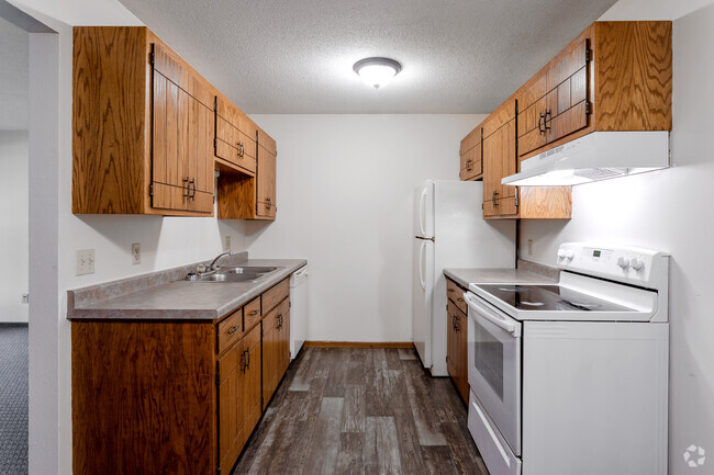 2BR, 1BA - 851SF - Stearnsway Apartments