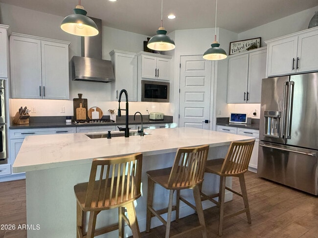 Foto del edificio - 10849 E Thunderbolt Ave