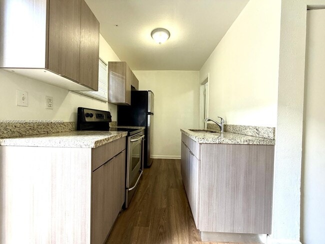 Foto del edificio - 529 SW 3rd St