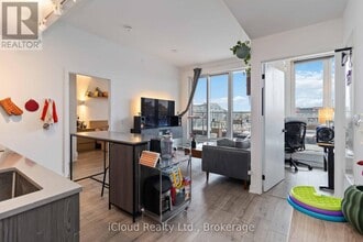 Building Photo - 220 MISSINNIHE Way