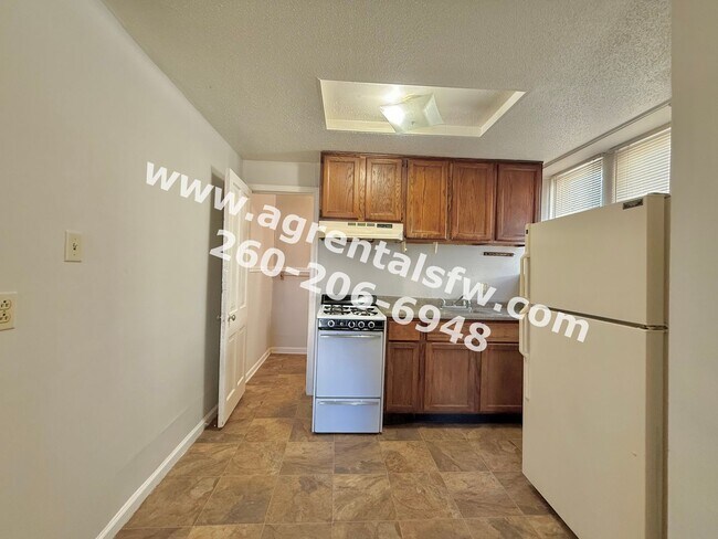 Foto del edificio - 1711 W Main St