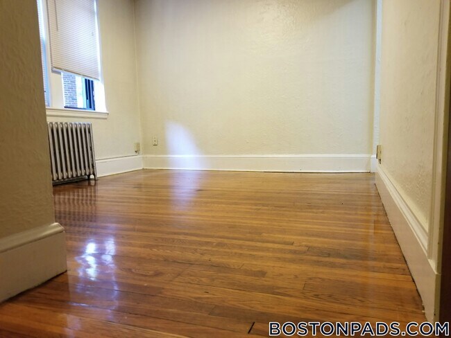 Foto del edificio - 53 Fellsway W