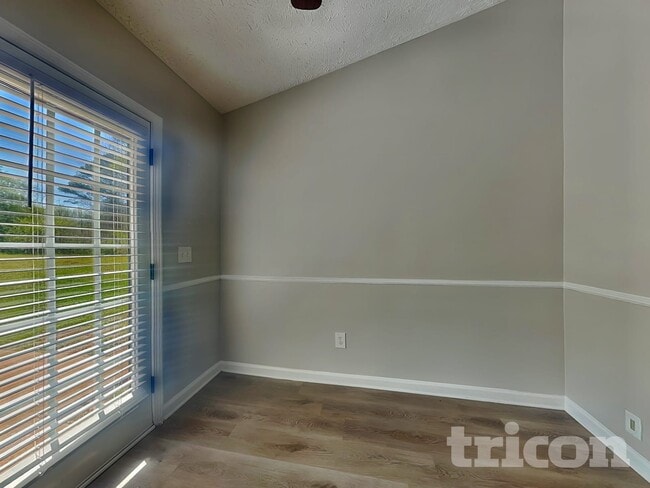Building Photo - 4031 Daylily Way