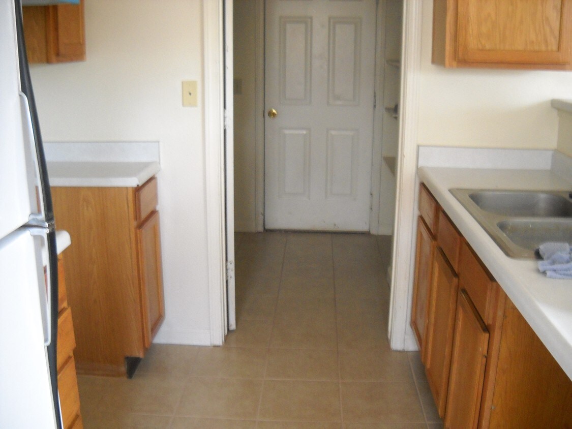 3912 Village Dr, Carson City, NV 89701 Apartments in Carson City, NV