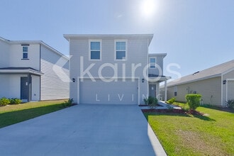 Building Photo - 8621 SW 43rd Ter