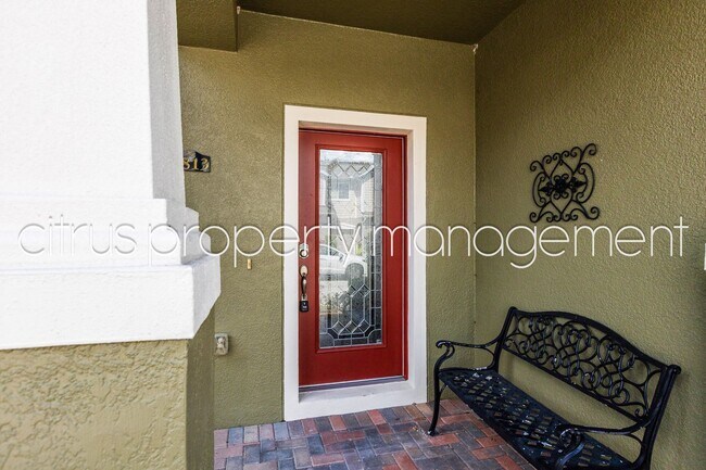 Foto del edificio - 3813 Black Spruce Ln